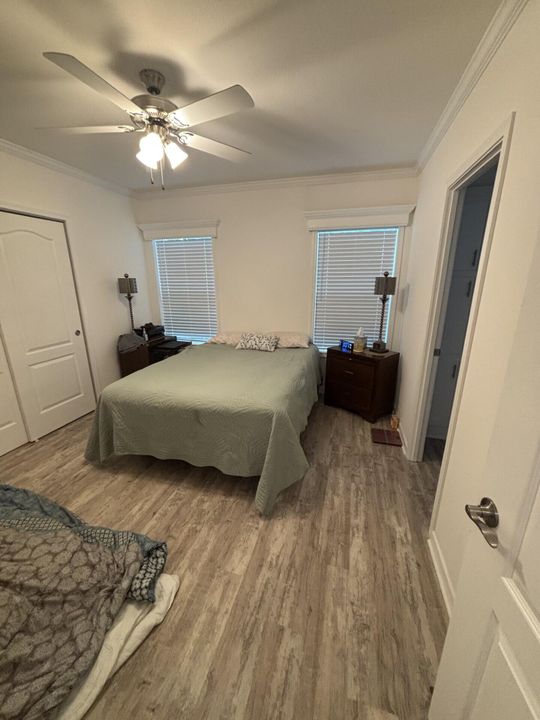 待售: $239,000 (3 贝兹, 2 浴室, 1260 平方英尺)