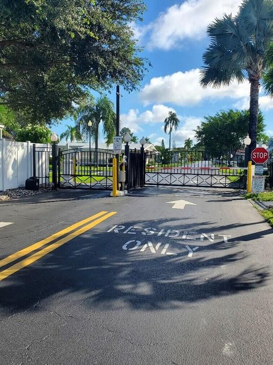 待售: $239,000 (3 贝兹, 2 浴室, 1260 平方英尺)