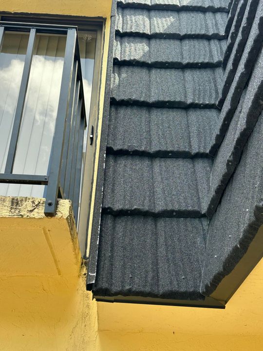 待售: $259,990 (2 贝兹, 2 浴室, 1260 平方英尺)