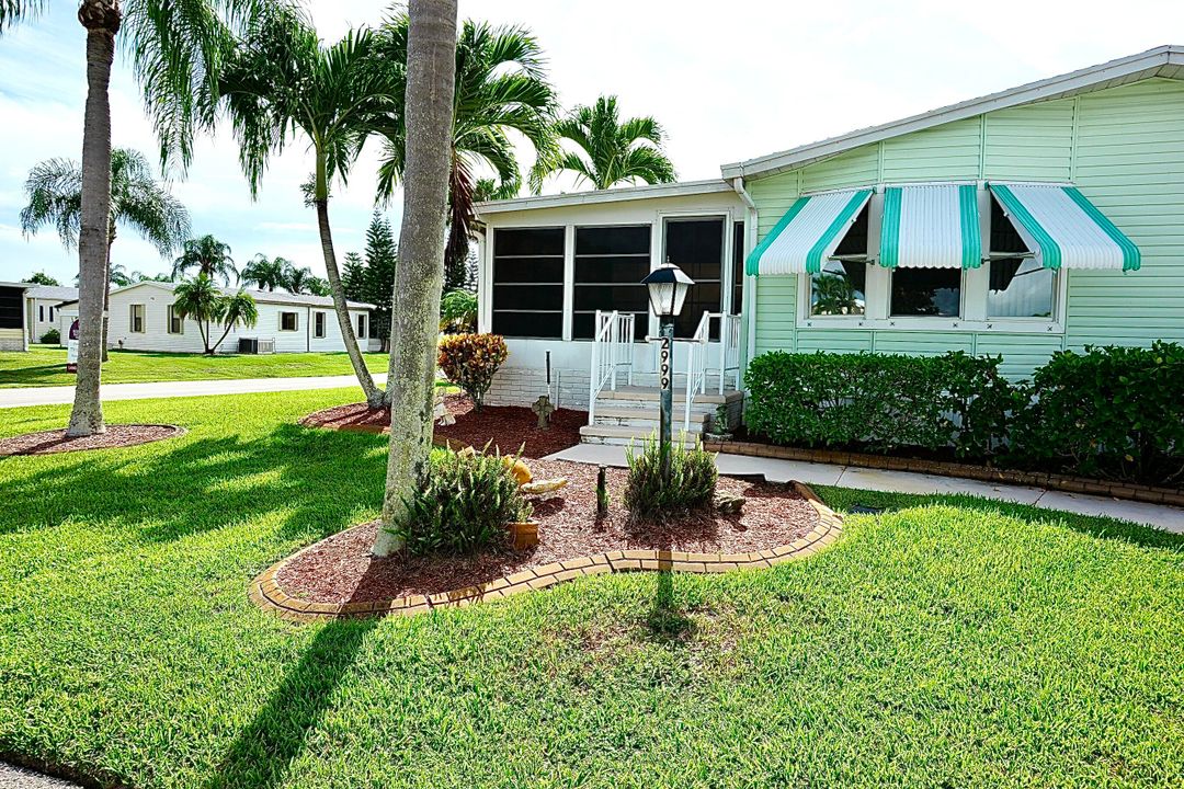 Recently Sold: $189,000 (2 beds, 2 baths, 1040 Square Feet)