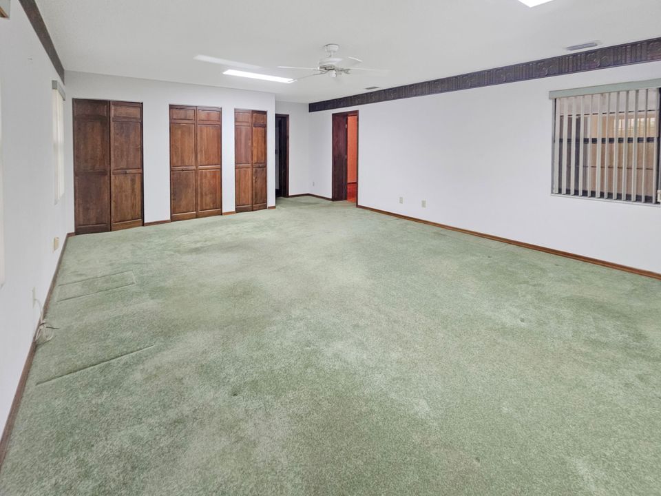 Active With Contract: $600,000 (4 beds, 3 baths, 3143 Square Feet)