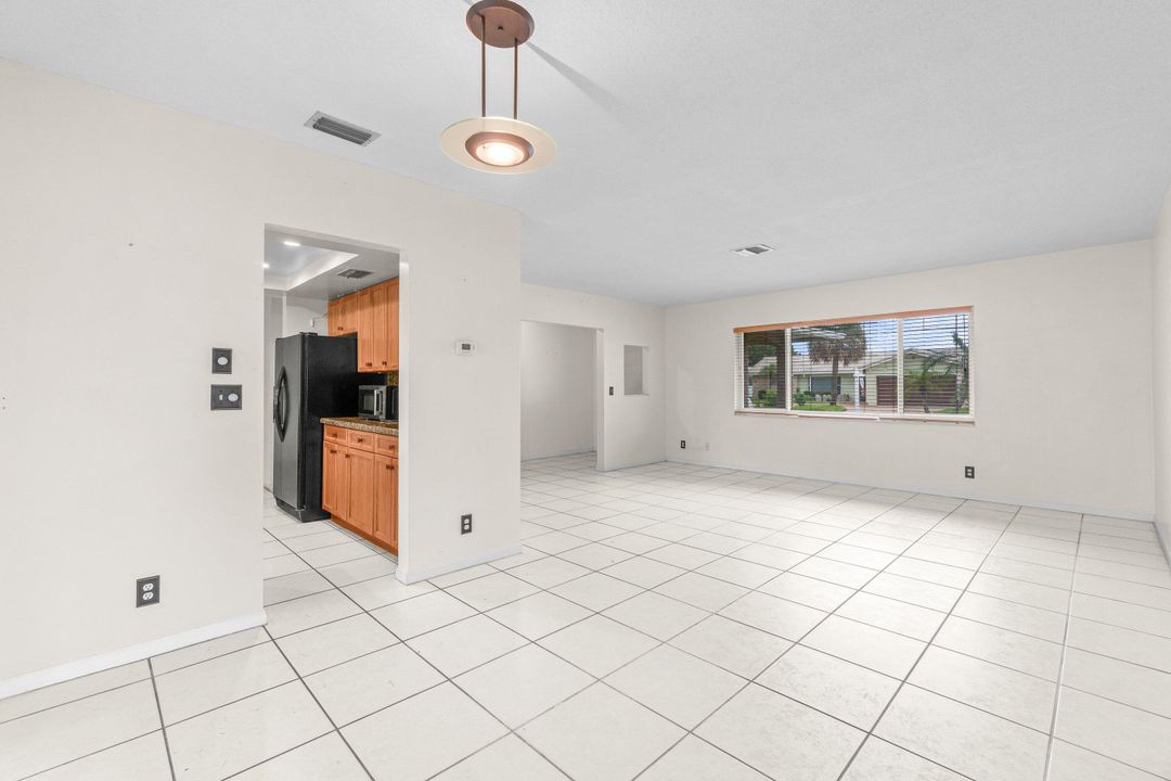 Active With Contract: $720,000 (2 beds, 2 baths, 1552 Square Feet)