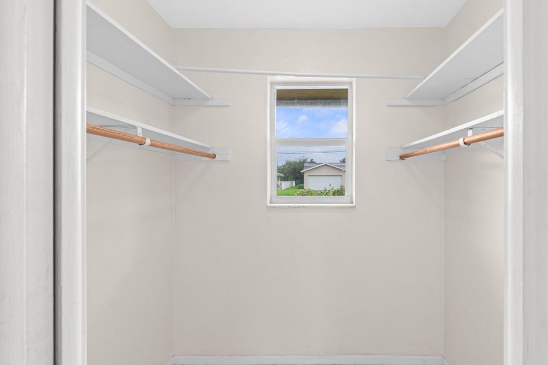 Active With Contract: $720,000 (2 beds, 2 baths, 1552 Square Feet)