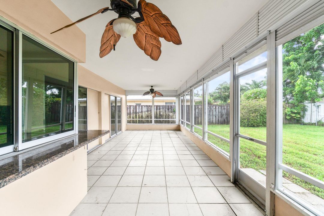 Active With Contract: $720,000 (2 beds, 2 baths, 1552 Square Feet)