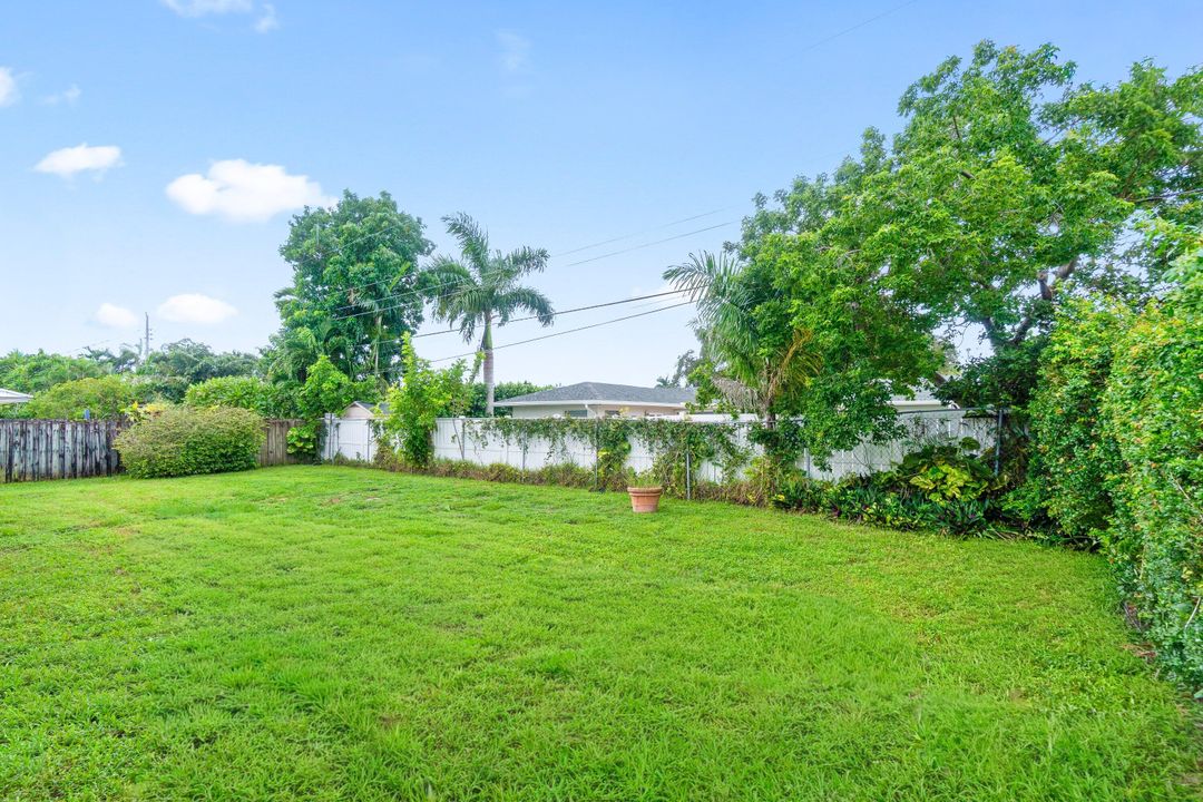 Active With Contract: $720,000 (2 beds, 2 baths, 1552 Square Feet)