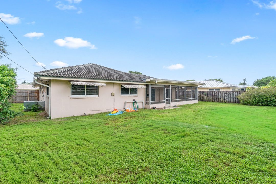 Active With Contract: $720,000 (2 beds, 2 baths, 1552 Square Feet)