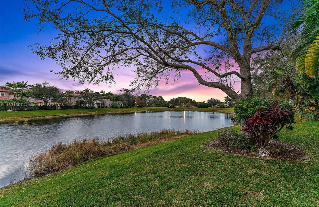 En Renta: $12,200 (3 camas, 2 baños, 2468 Pies cuadrados)