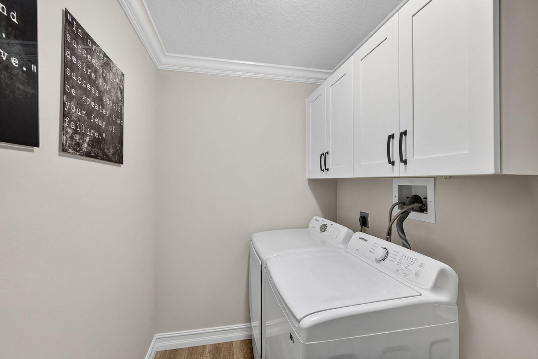 Activo con contrato: $465,000 (2 camas, 2 baños, 1698 Pies cuadrados)