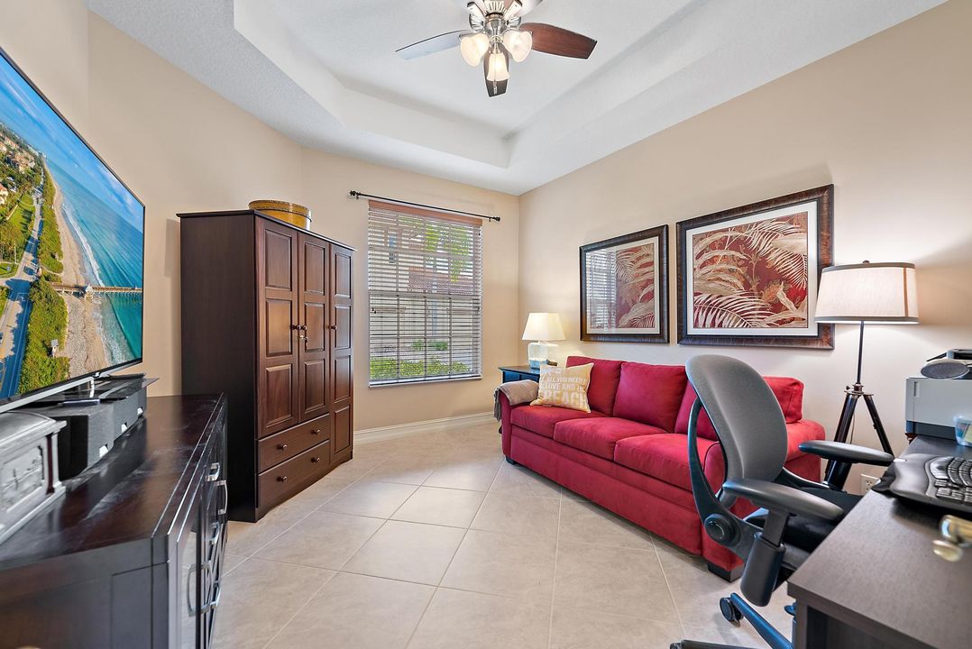 В аренду: $10,750 (2 спален, 2 ванн, 2327 Квадратных фут)