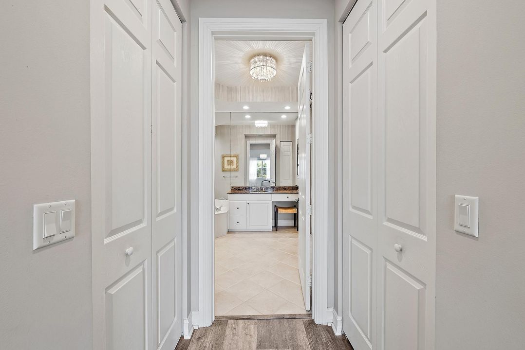 В аренду: $10,750 (2 спален, 2 ванн, 2327 Квадратных фут)