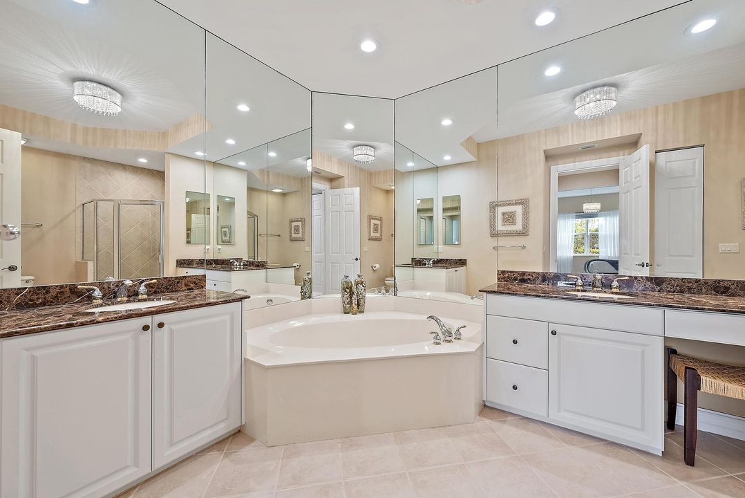 В аренду: $10,750 (2 спален, 2 ванн, 2327 Квадратных фут)