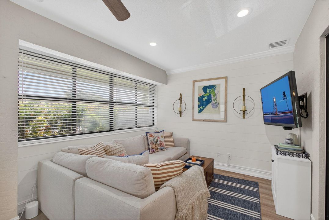 Activo con contrato: $465,000 (2 camas, 2 baños, 1698 Pies cuadrados)