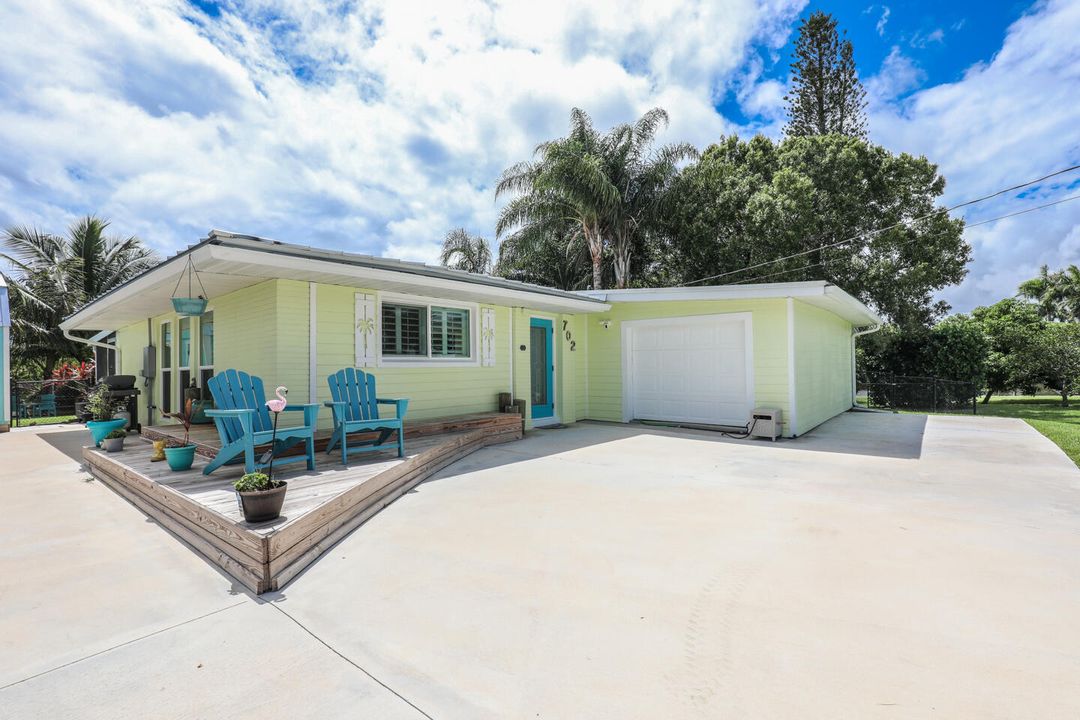 Active With Contract: $525,000 (3 beds, 2 baths, 1040 Square Feet)