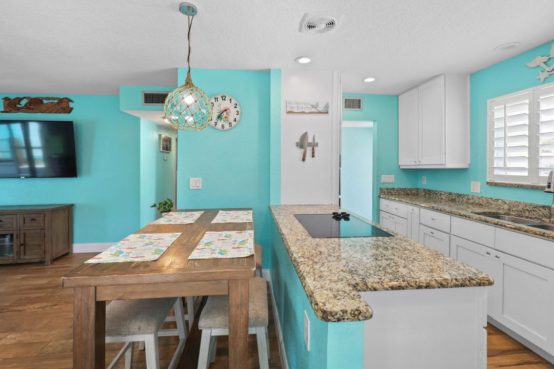 Active With Contract: $525,000 (3 beds, 2 baths, 1040 Square Feet)