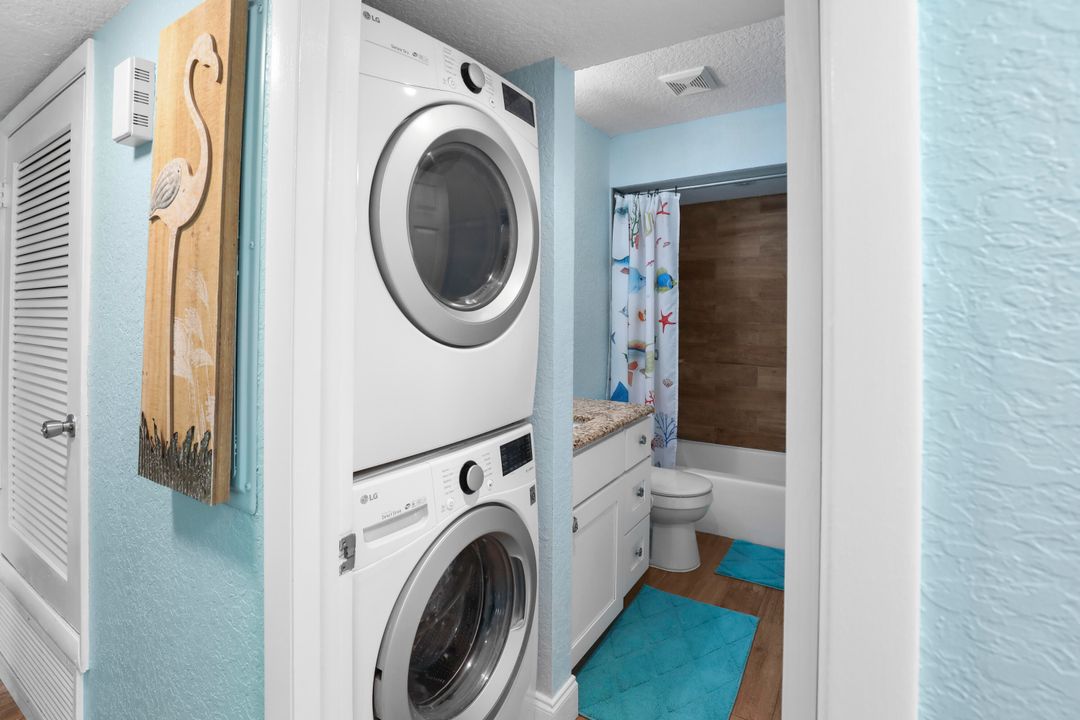 Active With Contract: $525,000 (3 beds, 2 baths, 1040 Square Feet)