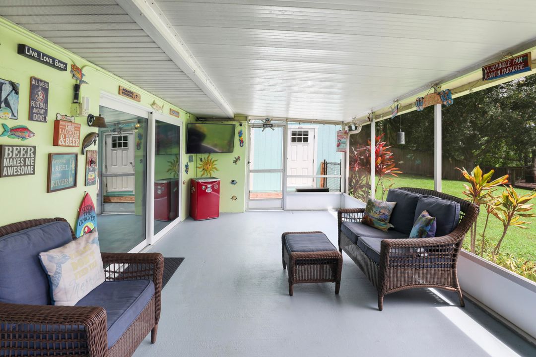 Active With Contract: $525,000 (3 beds, 2 baths, 1040 Square Feet)