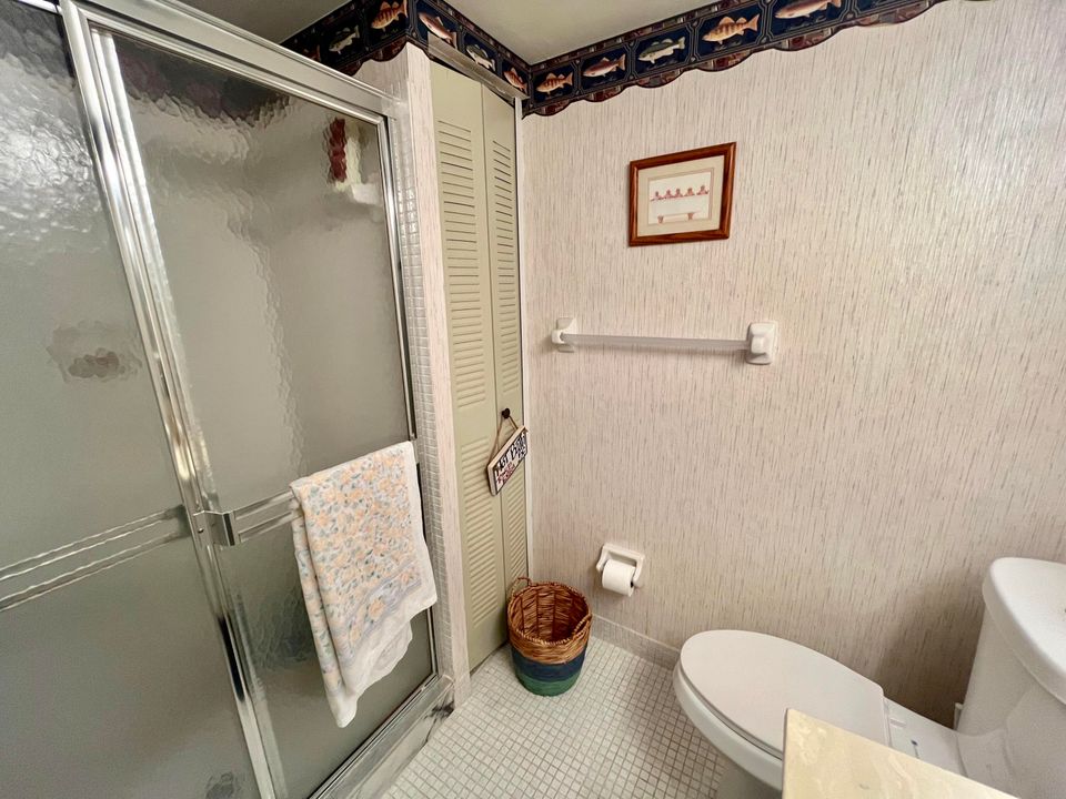 For Sale: $110,000 (2 beds, 2 baths, 1186 Square Feet)