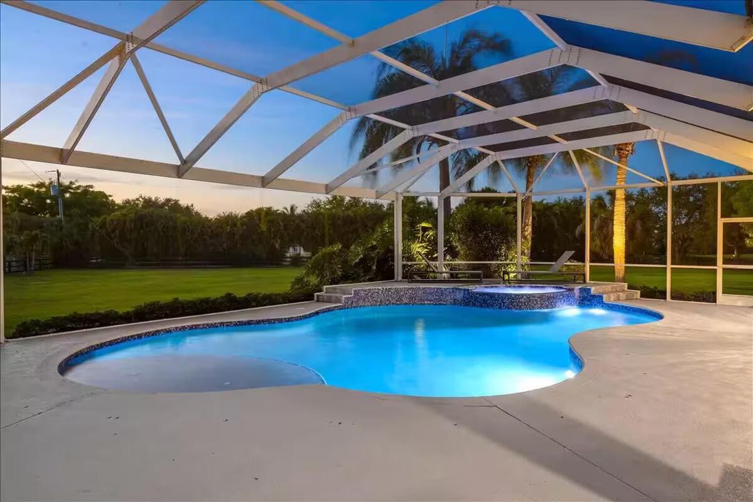 For Rent: $22,000 (5 beds, 3 baths, 4056 Square Feet)