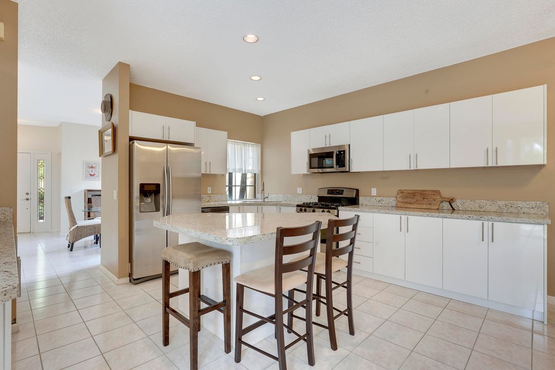 Active With Contract: $6,000 (3 beds, 2 baths, 2093 Square Feet)