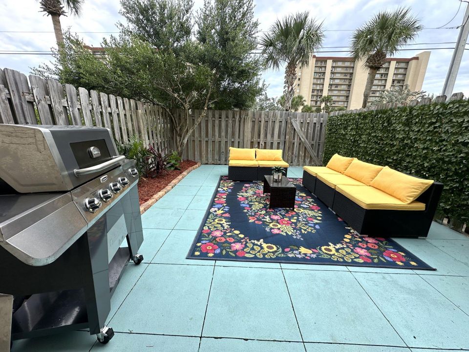 For Rent: $2,500 (2 beds, 1 baths, 1234 Square Feet)