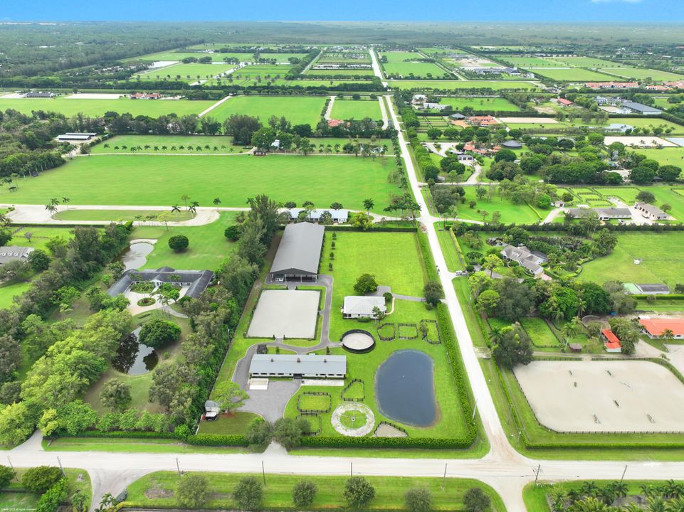 For Sale: $5,700,000 (3 beds, 3 baths, 2329 Square Feet)