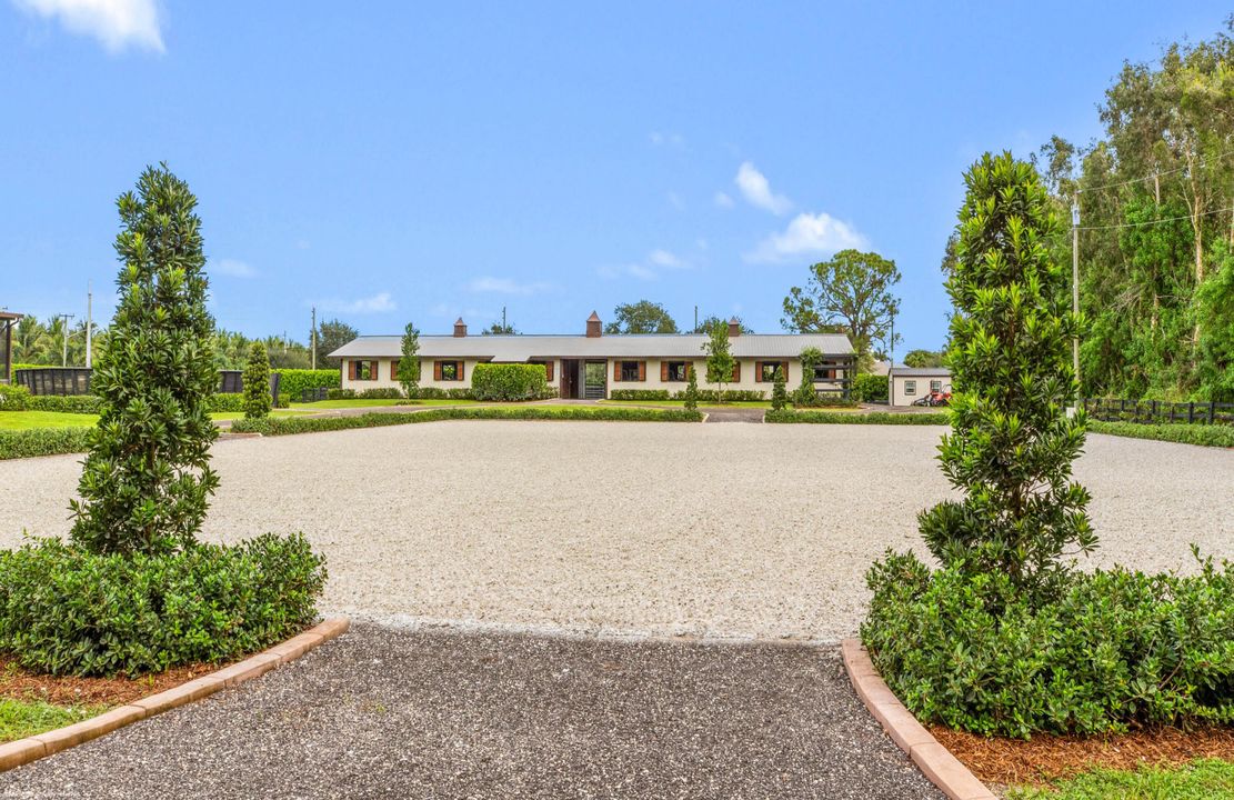 For Sale: $5,700,000 (3 beds, 3 baths, 2329 Square Feet)