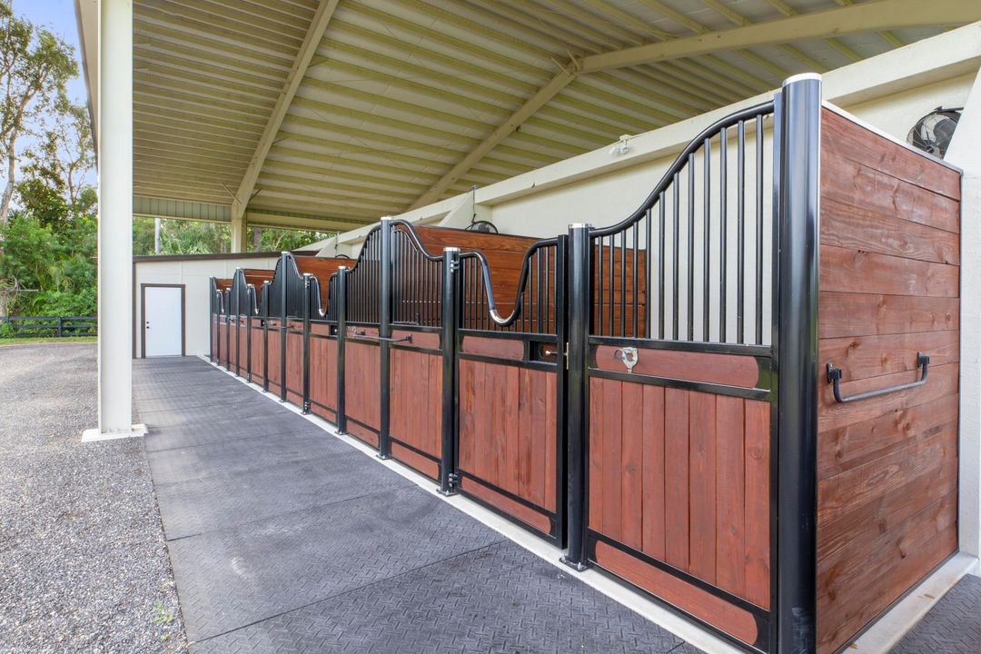 For Sale: $5,700,000 (3 beds, 3 baths, 2329 Square Feet)