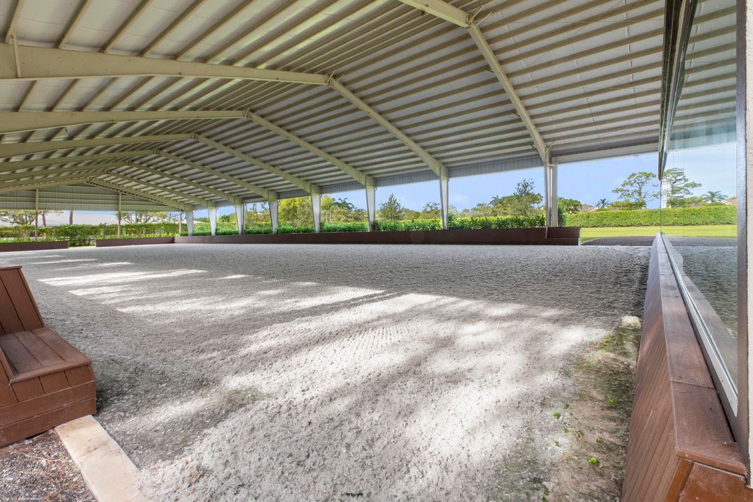 For Sale: $5,700,000 (3 beds, 3 baths, 2329 Square Feet)