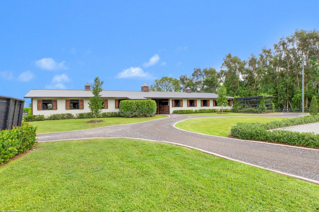 For Sale: $5,700,000 (3 beds, 3 baths, 2329 Square Feet)