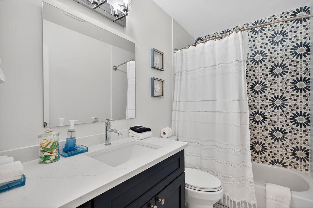 For Rent: $6,200 (3 beds, 2 baths, 1540 Square Feet)