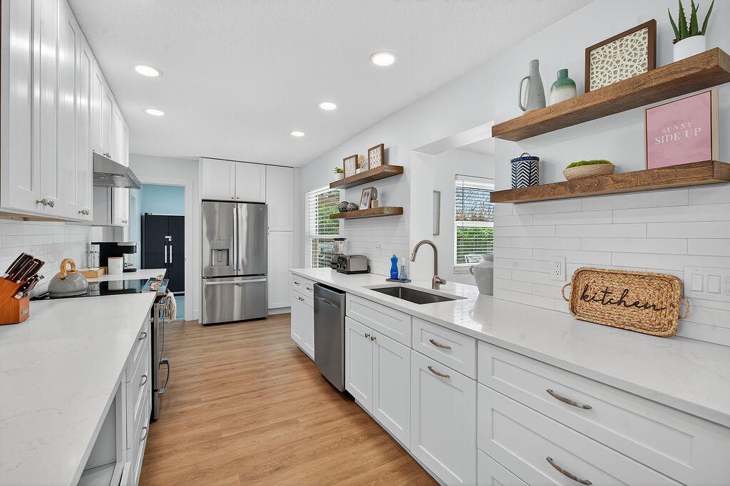 For Rent: $6,200 (3 beds, 2 baths, 1540 Square Feet)