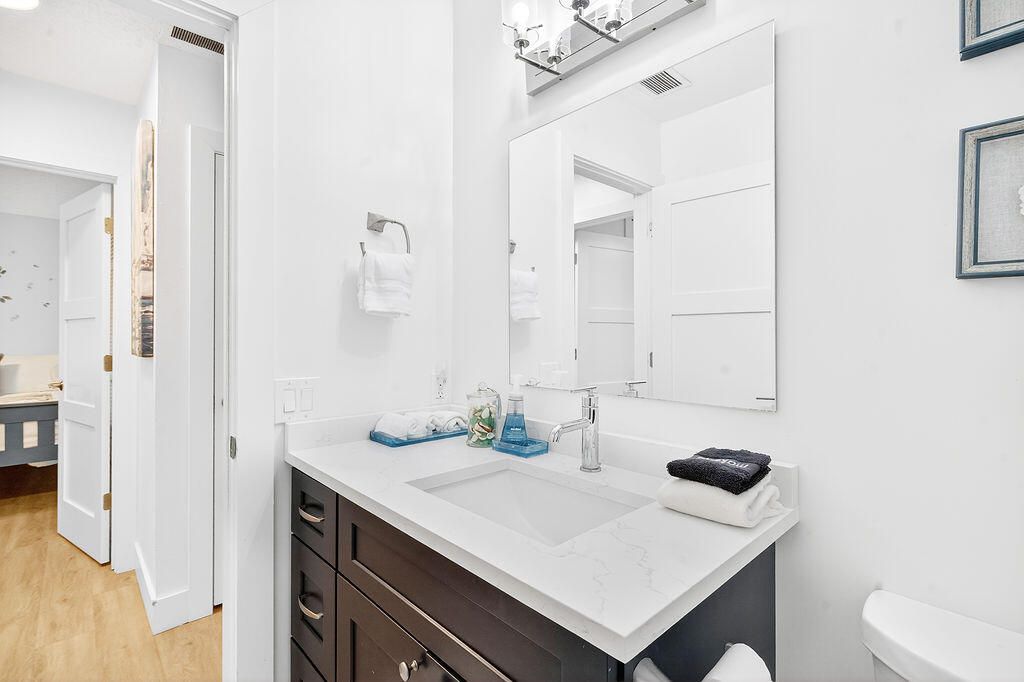 For Rent: $6,200 (3 beds, 2 baths, 1540 Square Feet)