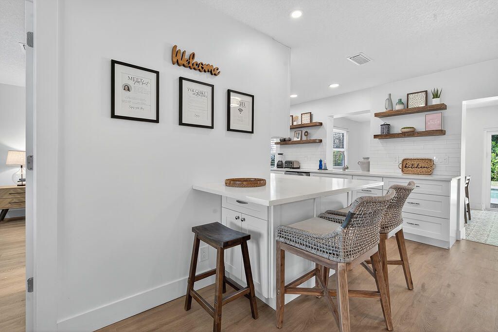 For Rent: $6,200 (3 beds, 2 baths, 1540 Square Feet)