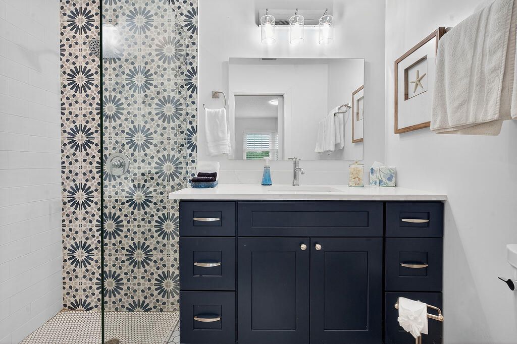 For Rent: $6,200 (3 beds, 2 baths, 1540 Square Feet)