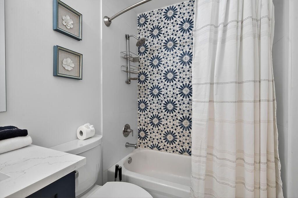 For Rent: $6,200 (3 beds, 2 baths, 1540 Square Feet)