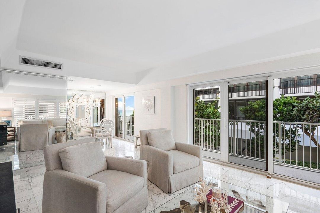 Active With Contract: $8,500 (2 beds, 2 baths, 1182 Square Feet)