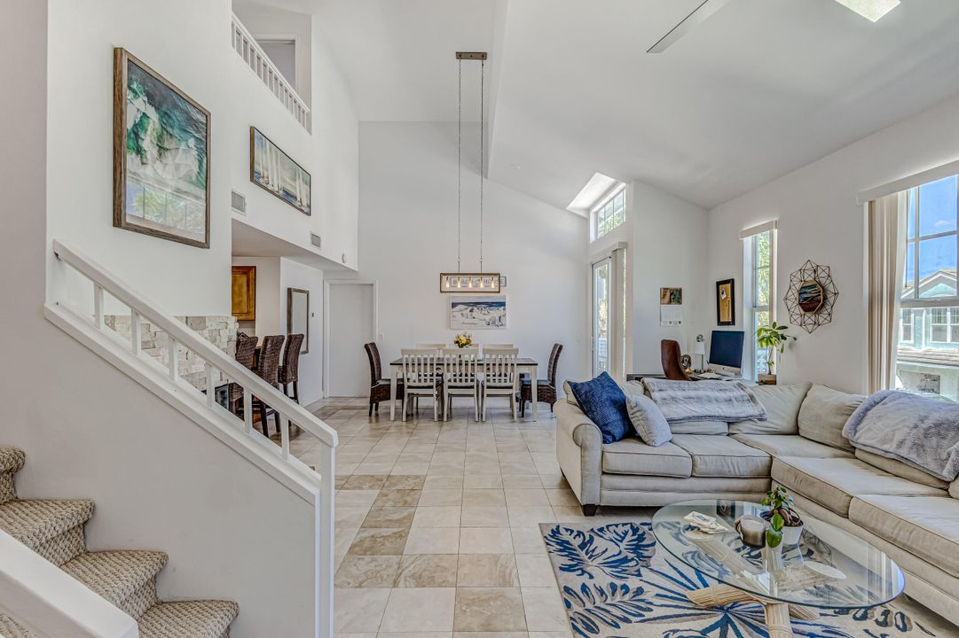 Active With Contract: $8,000 (2 beds, 2 baths, 1263 Square Feet)