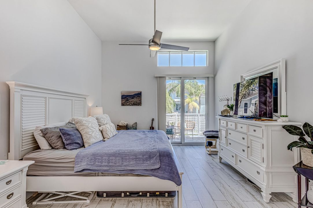 Active With Contract: $8,000 (2 beds, 2 baths, 1263 Square Feet)