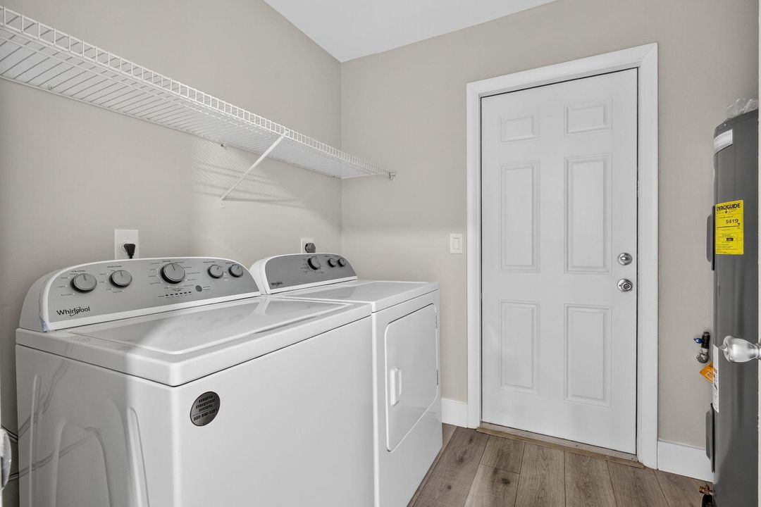 Active With Contract: $3,650 (3 beds, 2 baths, 1865 Square Feet)