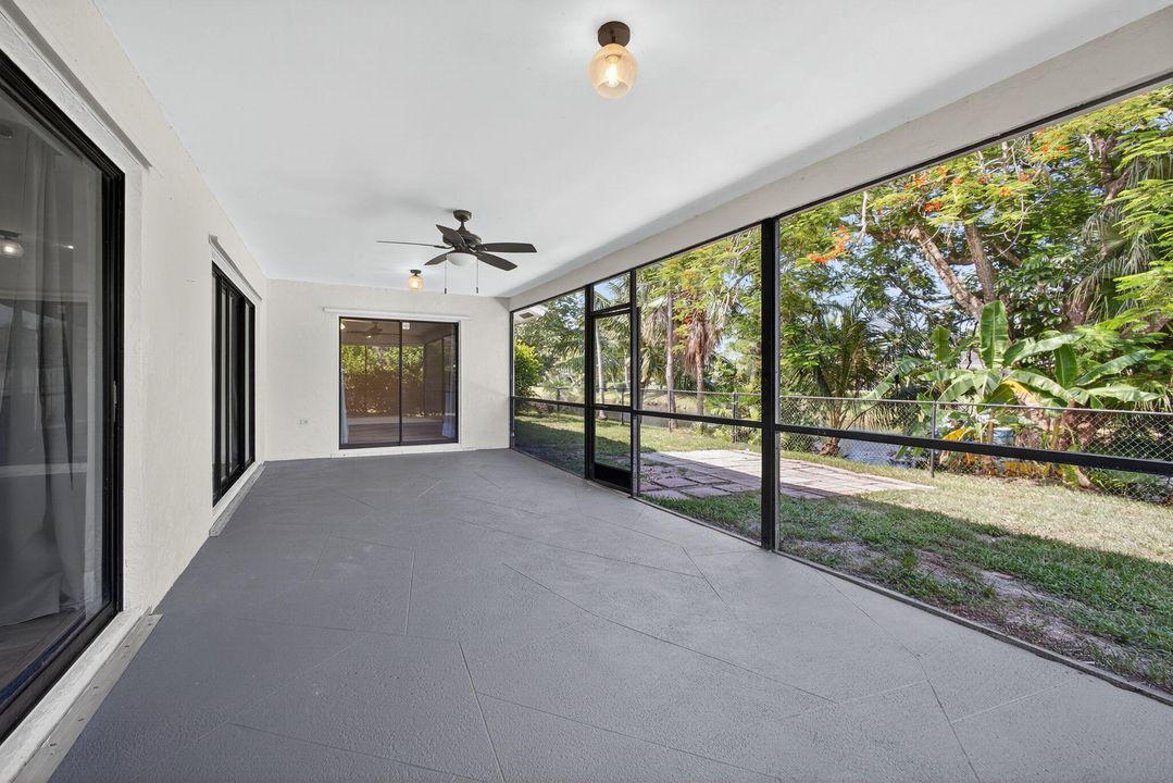 Active With Contract: $3,650 (3 beds, 2 baths, 1865 Square Feet)