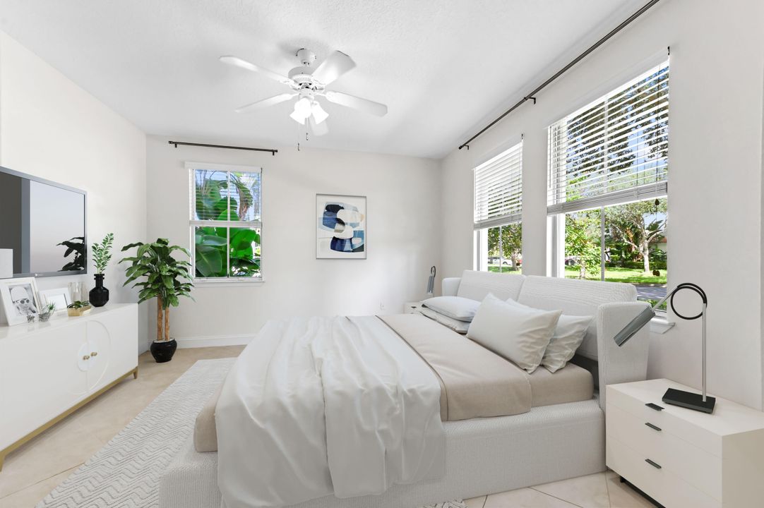 合同活跃: $365,000 (2 贝兹, 2 浴室, 1058 平方英尺)