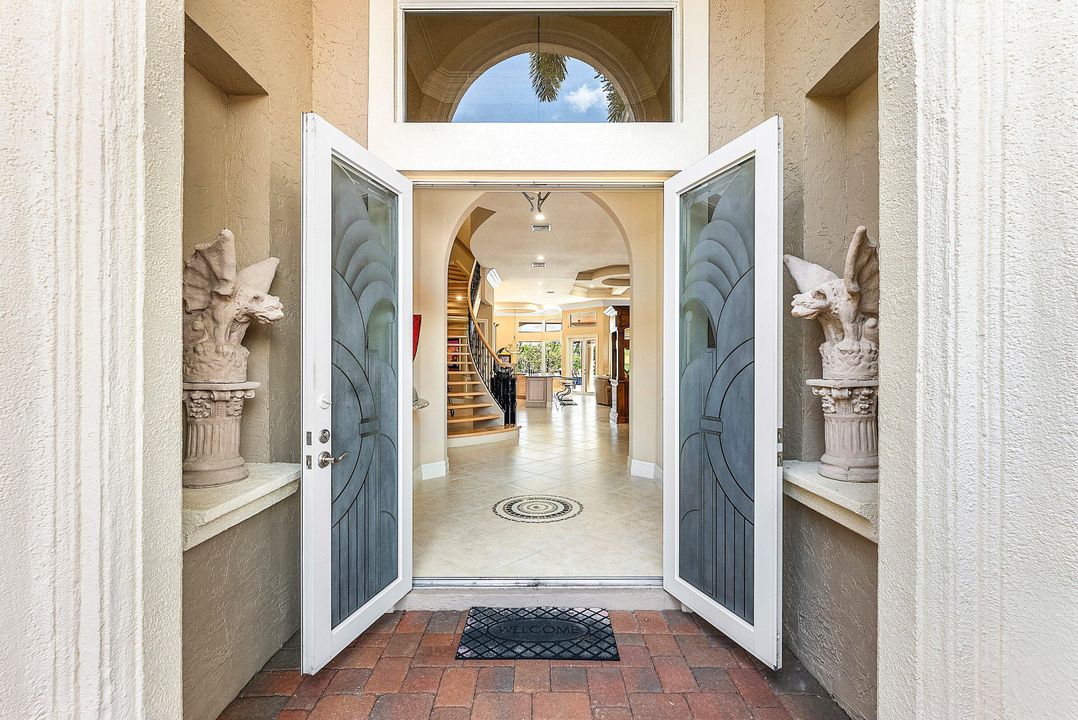 For Sale: $5,900,000 (4 beds, 3 baths, 3940 Square Feet)