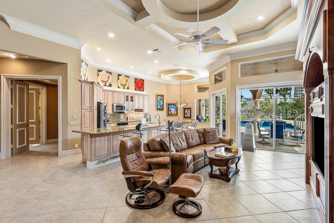 For Sale: $5,900,000 (4 beds, 3 baths, 3940 Square Feet)