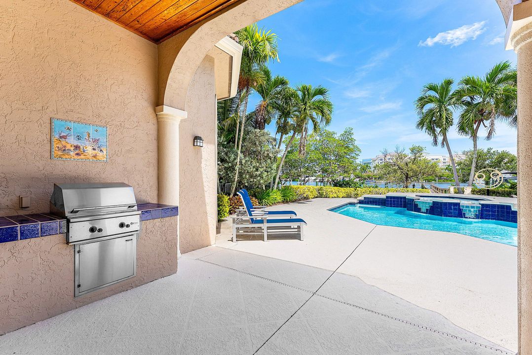 For Sale: $5,900,000 (4 beds, 3 baths, 3940 Square Feet)