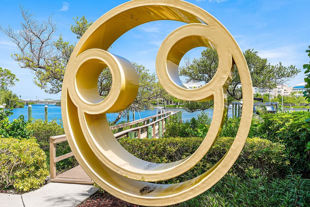 For Sale: $5,900,000 (4 beds, 3 baths, 3940 Square Feet)