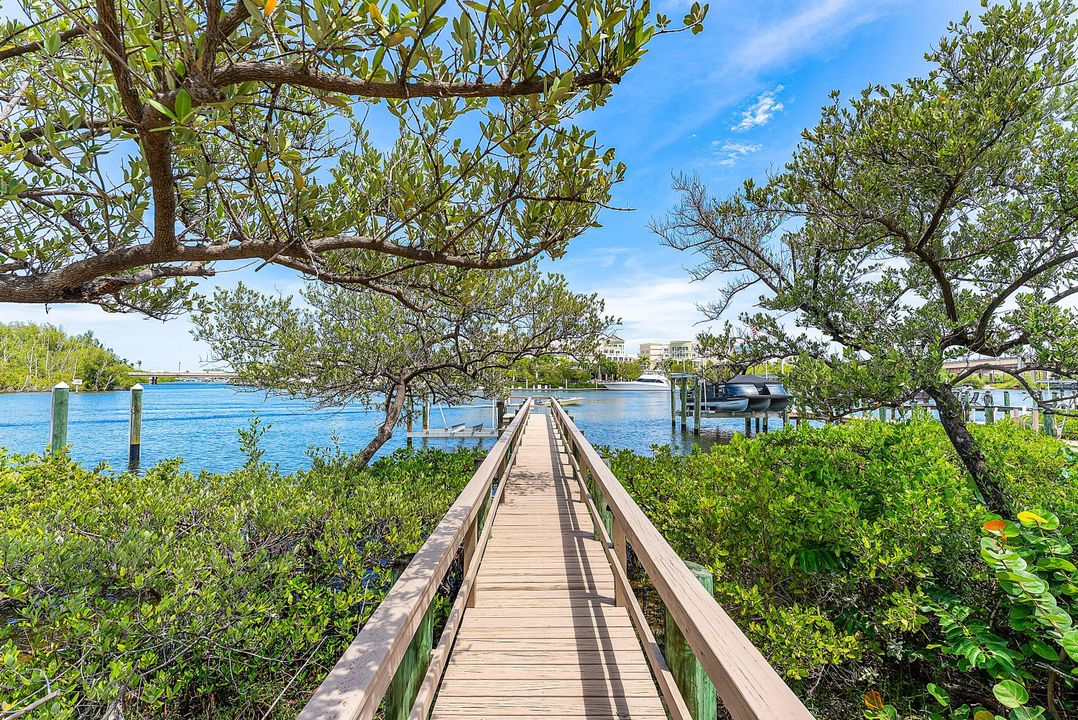 For Sale: $5,900,000 (4 beds, 3 baths, 3940 Square Feet)