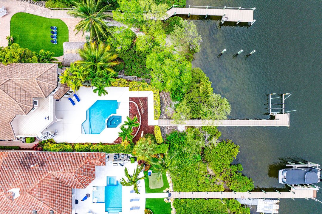 For Sale: $5,900,000 (4 beds, 3 baths, 3940 Square Feet)