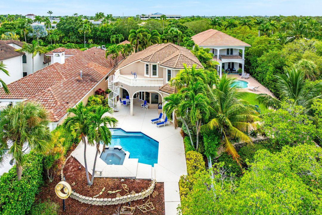 For Sale: $5,900,000 (4 beds, 3 baths, 3940 Square Feet)