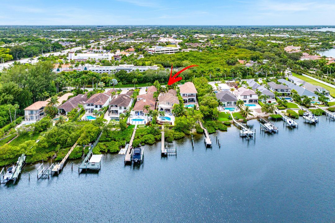 For Sale: $5,900,000 (4 beds, 3 baths, 3940 Square Feet)