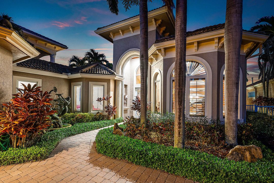 For Sale: $5,900,000 (4 beds, 3 baths, 3940 Square Feet)